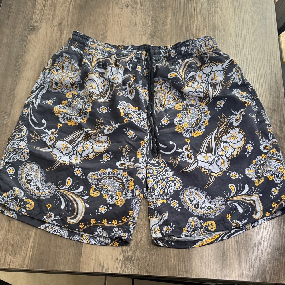 Saltaire Men's Paisley Swim Trunks - Black and Yellow